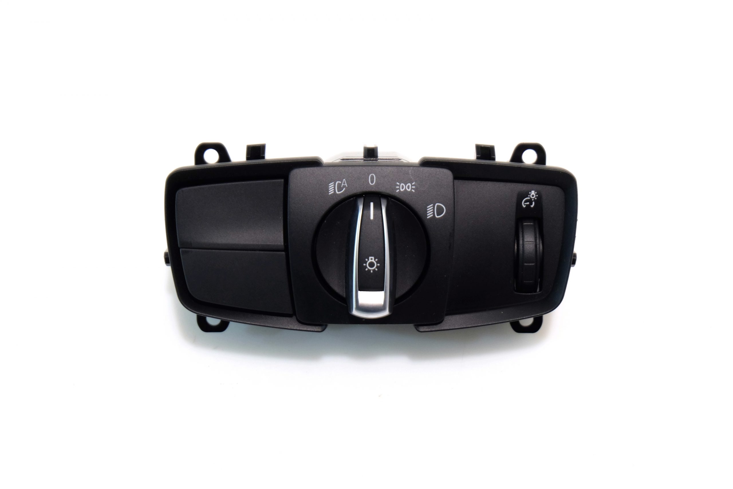 BMW 2 (F22 / F23) Свет переключатель BMW 2 SERIES Light switch OEM 61316847504

Part...