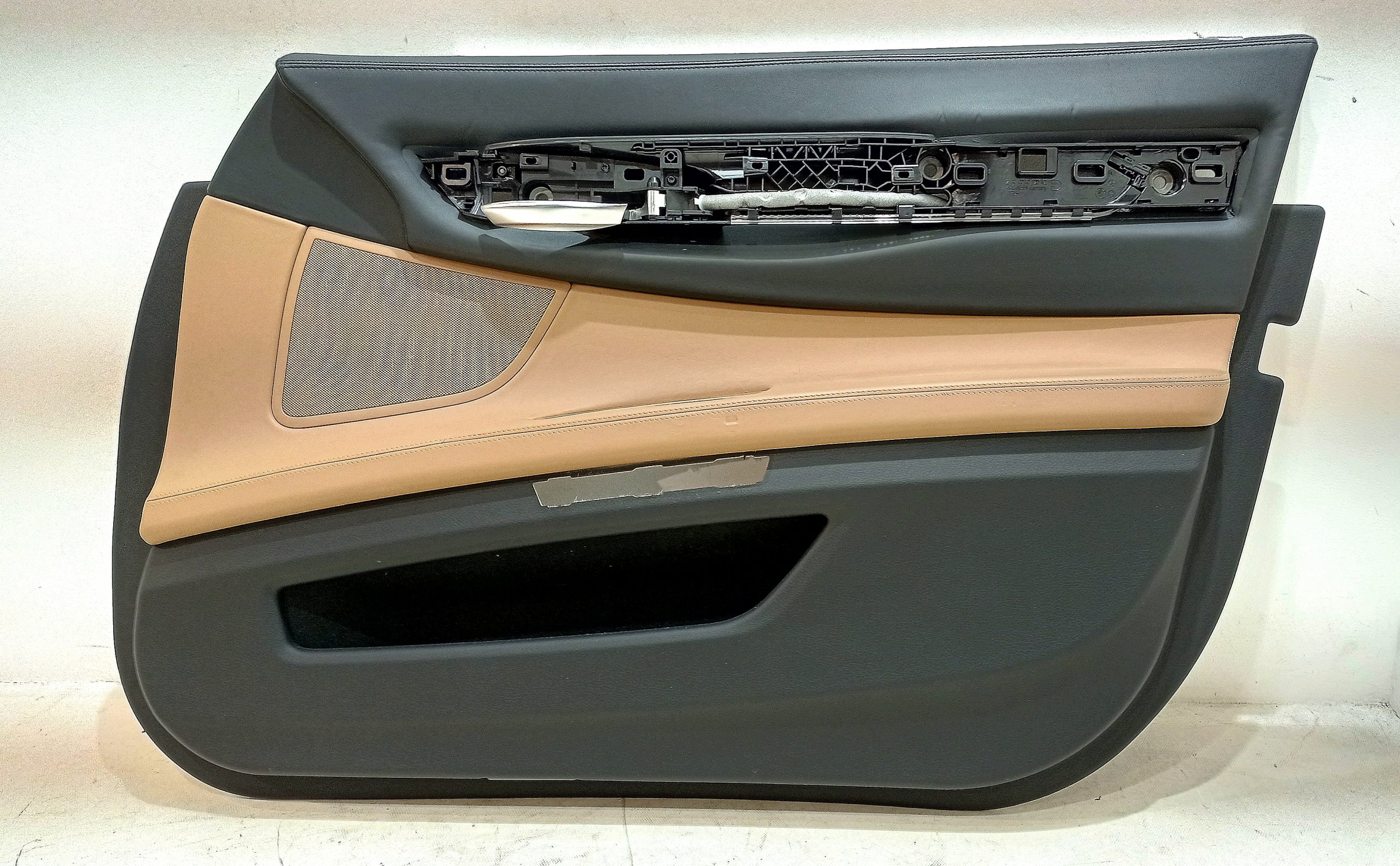 BMW 7 (G11 / G12) Front door card panel trim BMW 7 SERIES Front door card panel trim OEM 514...