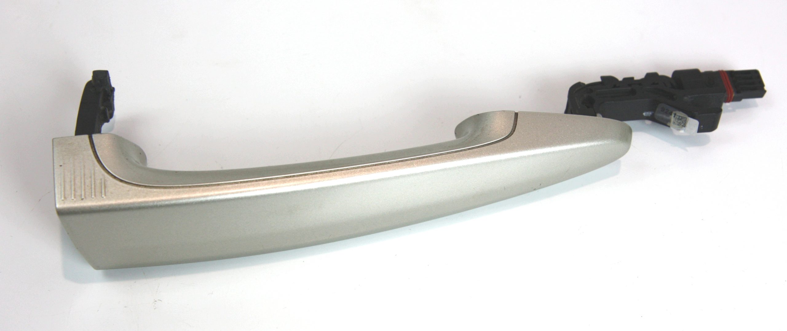 BMW X3 (F25) Front door handle cover BMW X3 Front door handle cover OEM 7259418

Par...