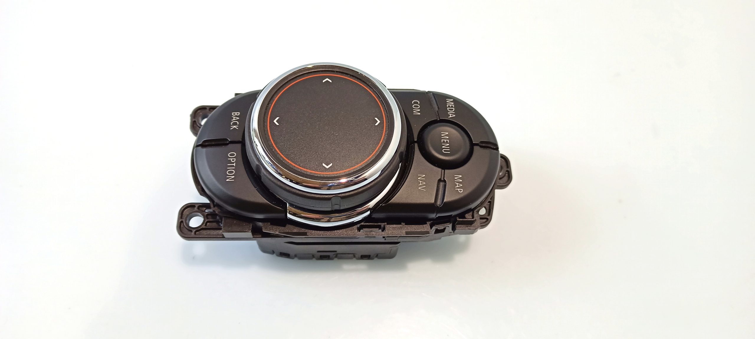 BMW 5 / i5 (G60 / G61) Head unit multimedia control BMW MINI Cabrio F57, MINI Clubman F54, MINI Clu...