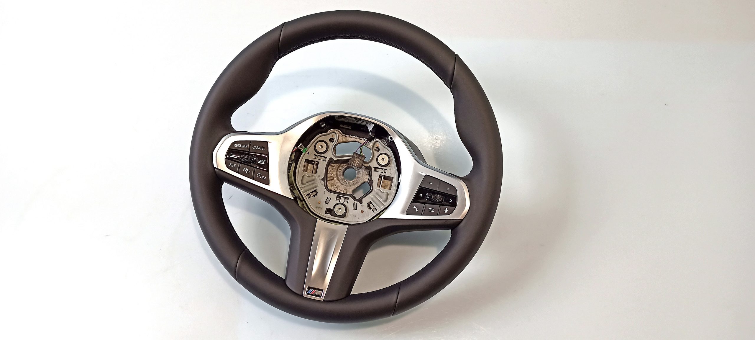 BMW 4 (G22 / G23 / G26)  steering wheel BMW 4 SERIES Steering Wheel OEM 32308746675

Pa...
