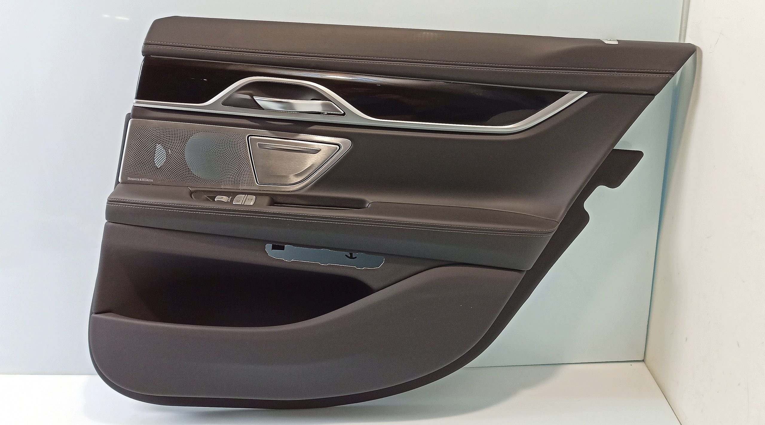 BMW 7 (G11 / G12) Rear door card panel trim BMW 7 SERIES Rear door card panel trim OEM 5142...