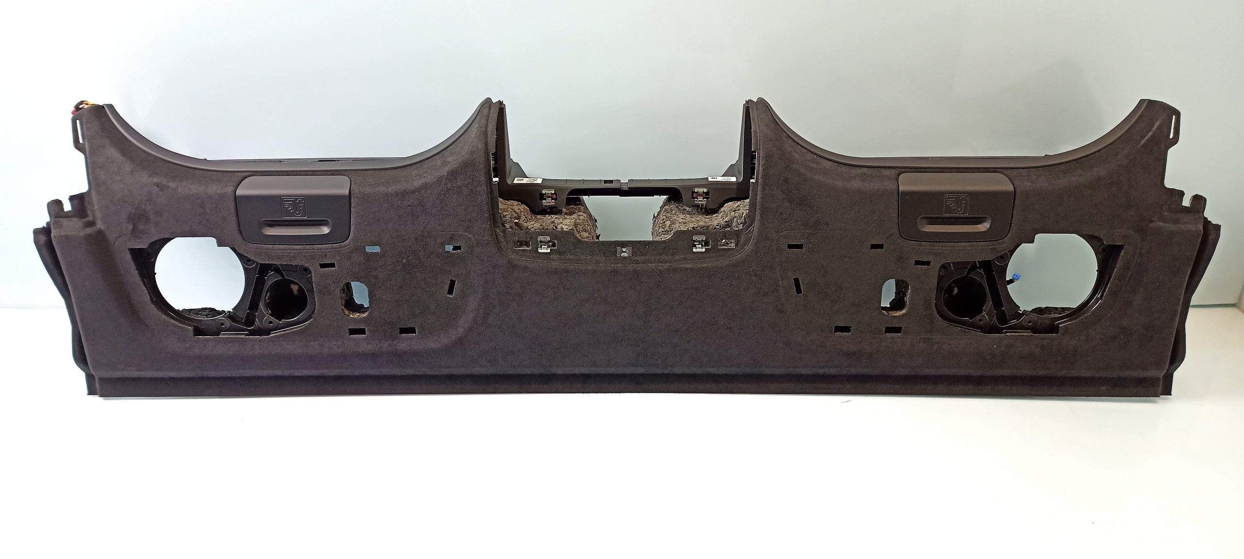 BMW 7 (G11 / G12) Parcel shelf BMW 7 SERIES Parcel shelf OEM 51467411953

Part...