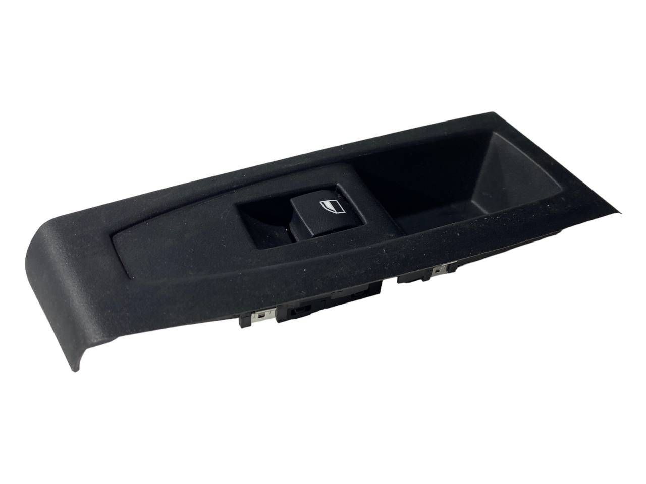 BMW 2 (F22 / F23) Electric window control switch BMW 2 SERIES Electric window control switch

Ge...