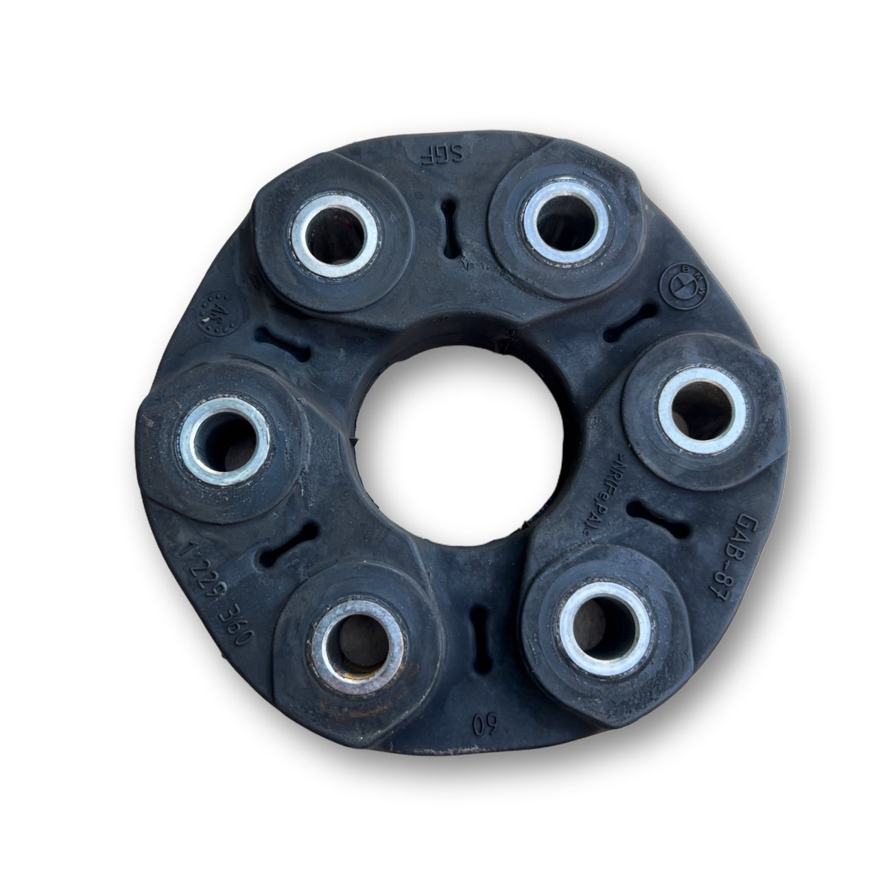 BMW 3 (F30 / F31) Rear prop shaft donut coupling/joint BMW 3 SERIES Rear prop shaft donut coupling/joi...