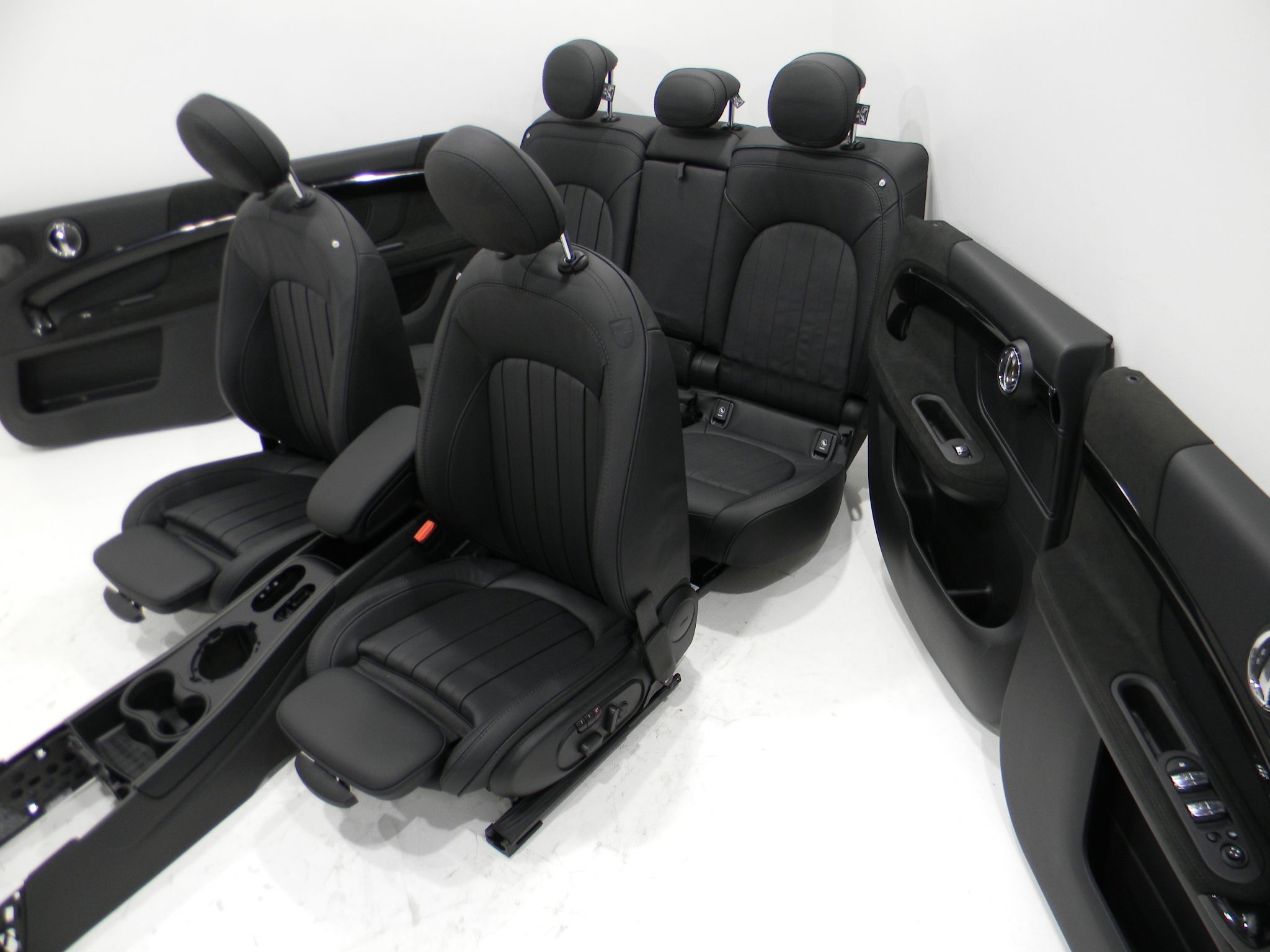 BMW 6 GT (G32) MINI LederSitze / LeatherSeat BMW MINI Countryman F60 MINI LederSitze / Leath...