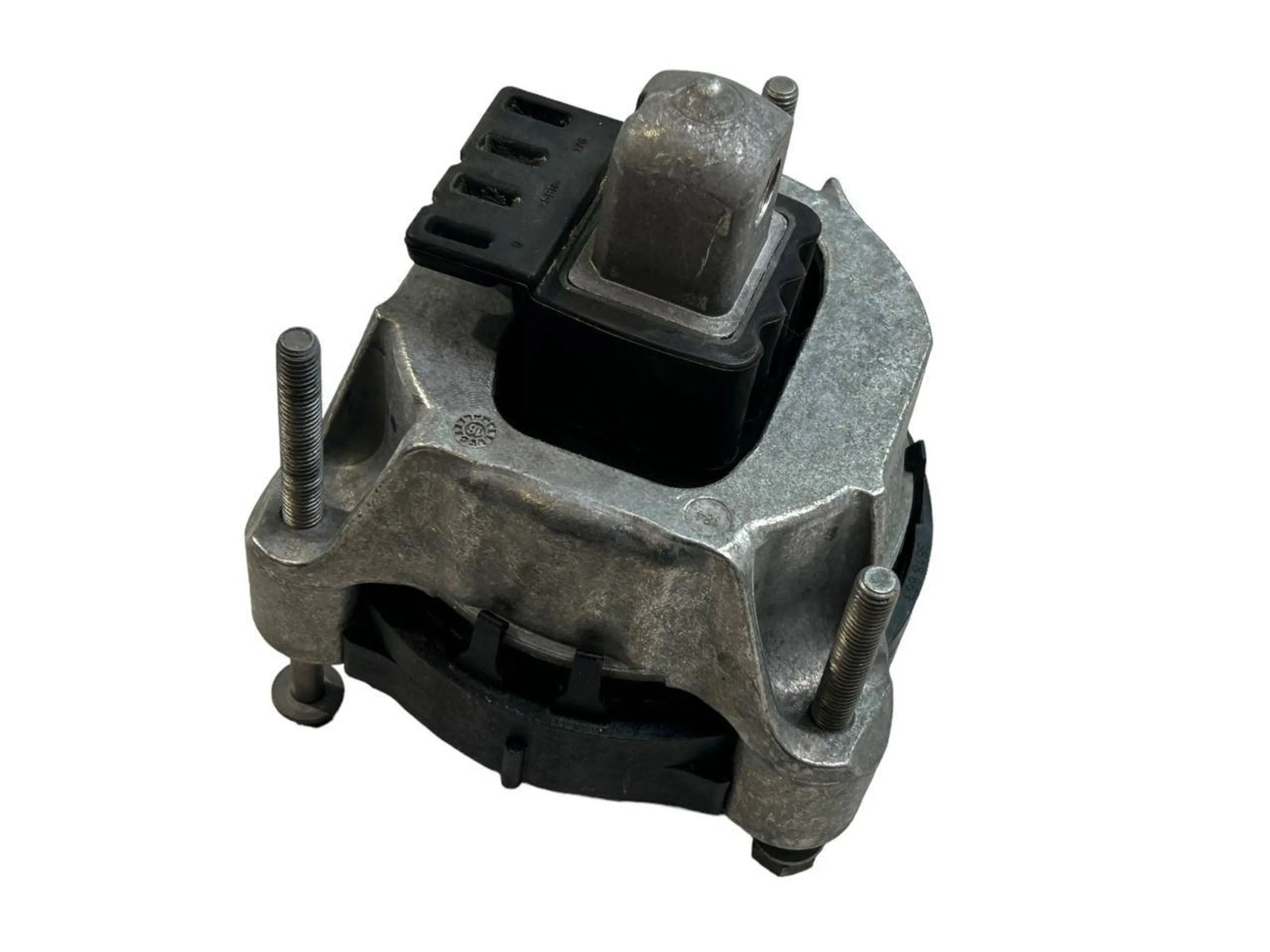 BMW 7 (G11 / G12) Engine mount bracket BMW 7 SERIES Engine mount bracket OEM 221168604...