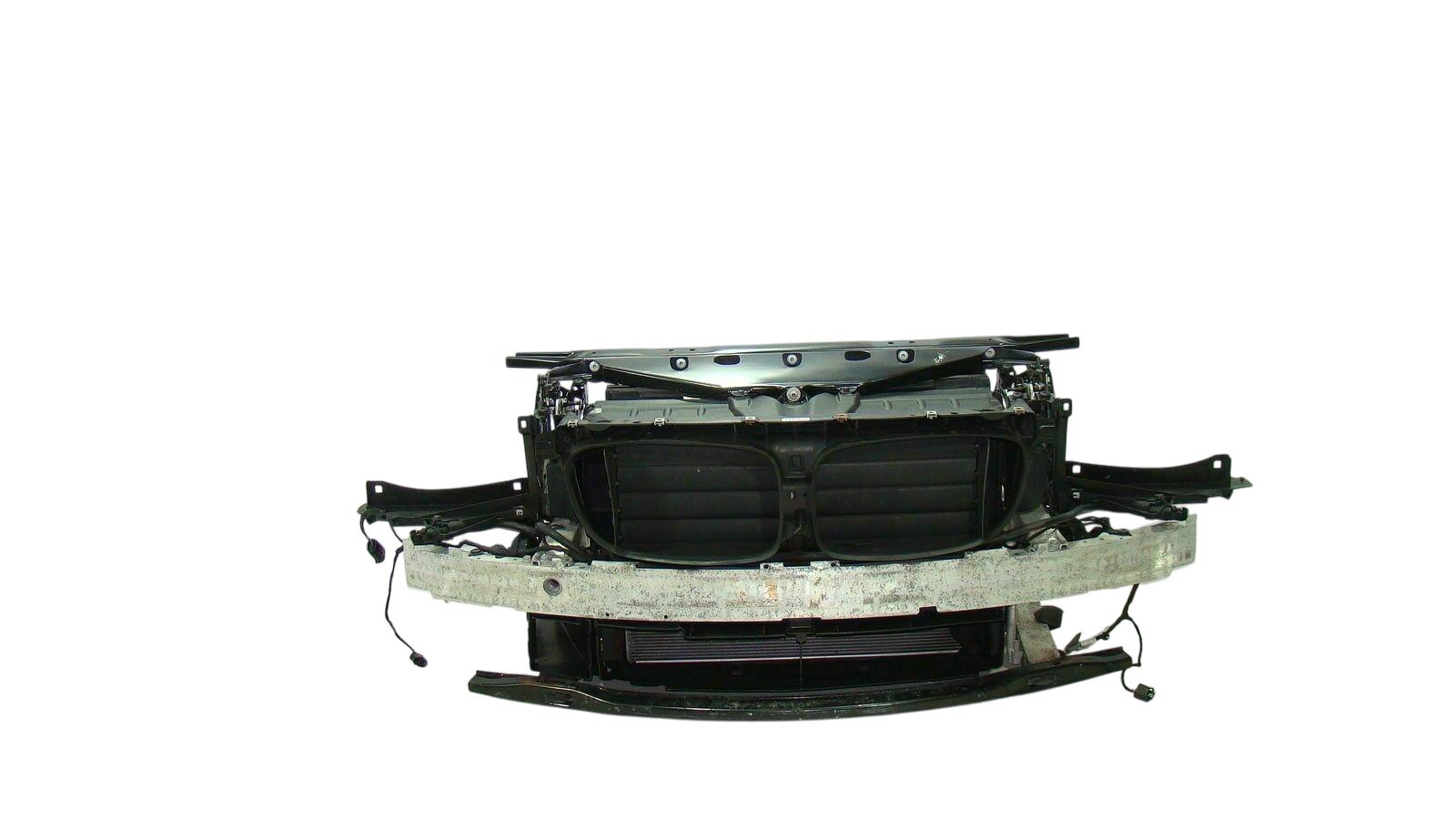 BMW 7 (G11 / G12) Radiator set BMW 7 SERIES Radiator set OEM 17117570100

Part...