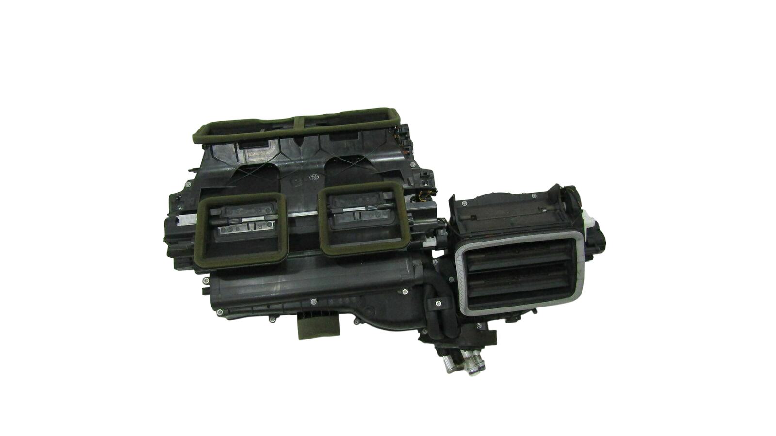 BMW 3 (E90 / E91 / E92 / E93) Other BMW 3 SERIES Other OEM 64119136168

Part codes:...