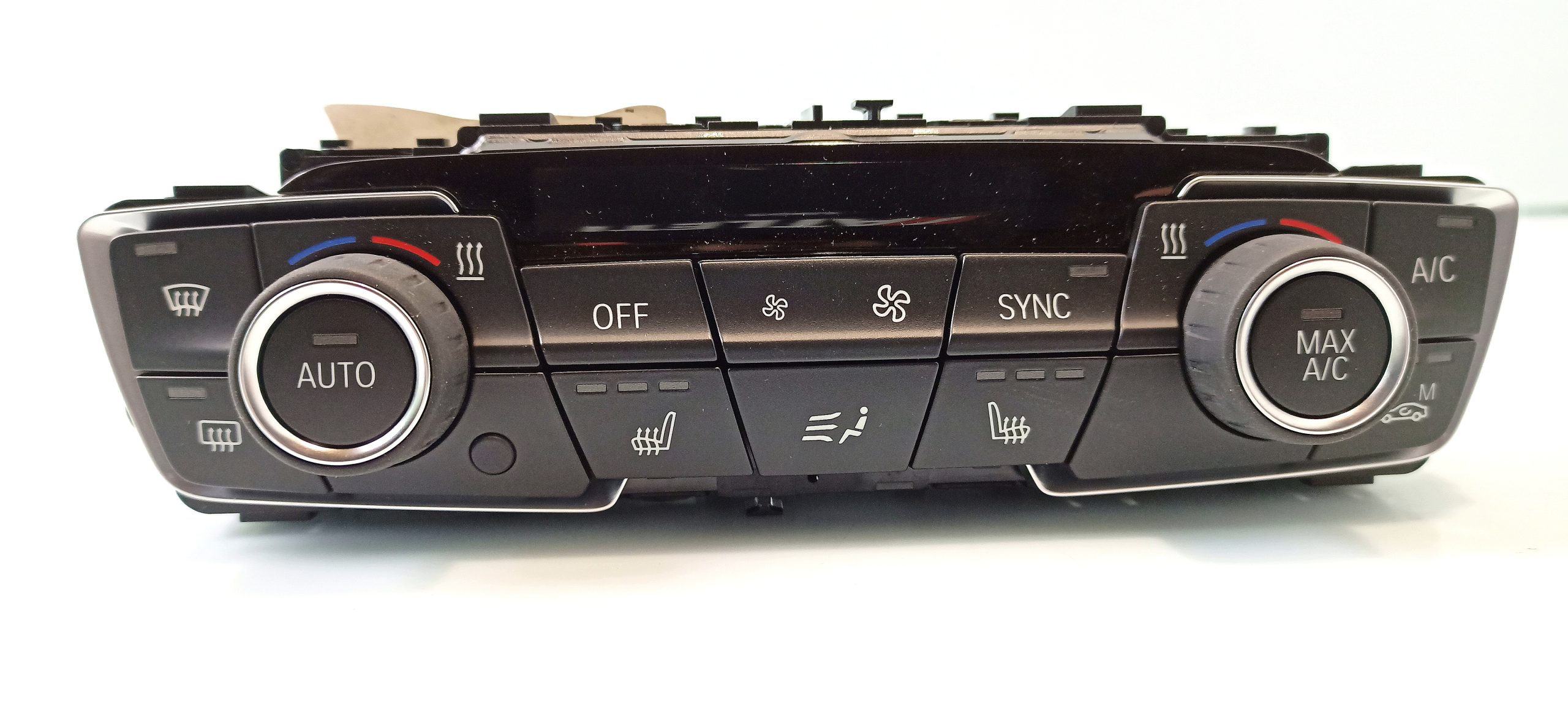 BMW 2 (F22 / F23) Climate control unit BMW 2 SERIES Climate control unit OEM 5V09276

...