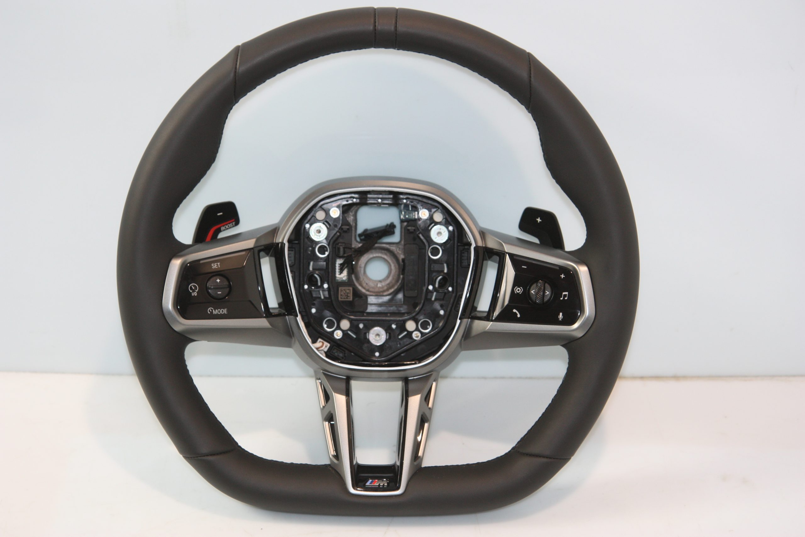 BMW X3 (E83) steering wheel BMW X3 Steering Wheel OEM 32305A716B7

Part cod...