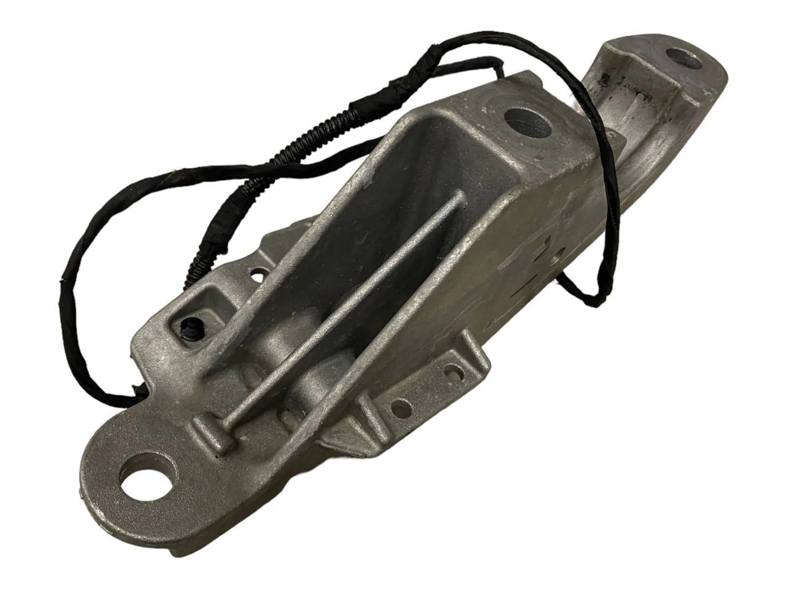 Sway bar bush bracket, front Brand/Model: BMW 8 SERIES
Year: 2026

BMW 8 SER...