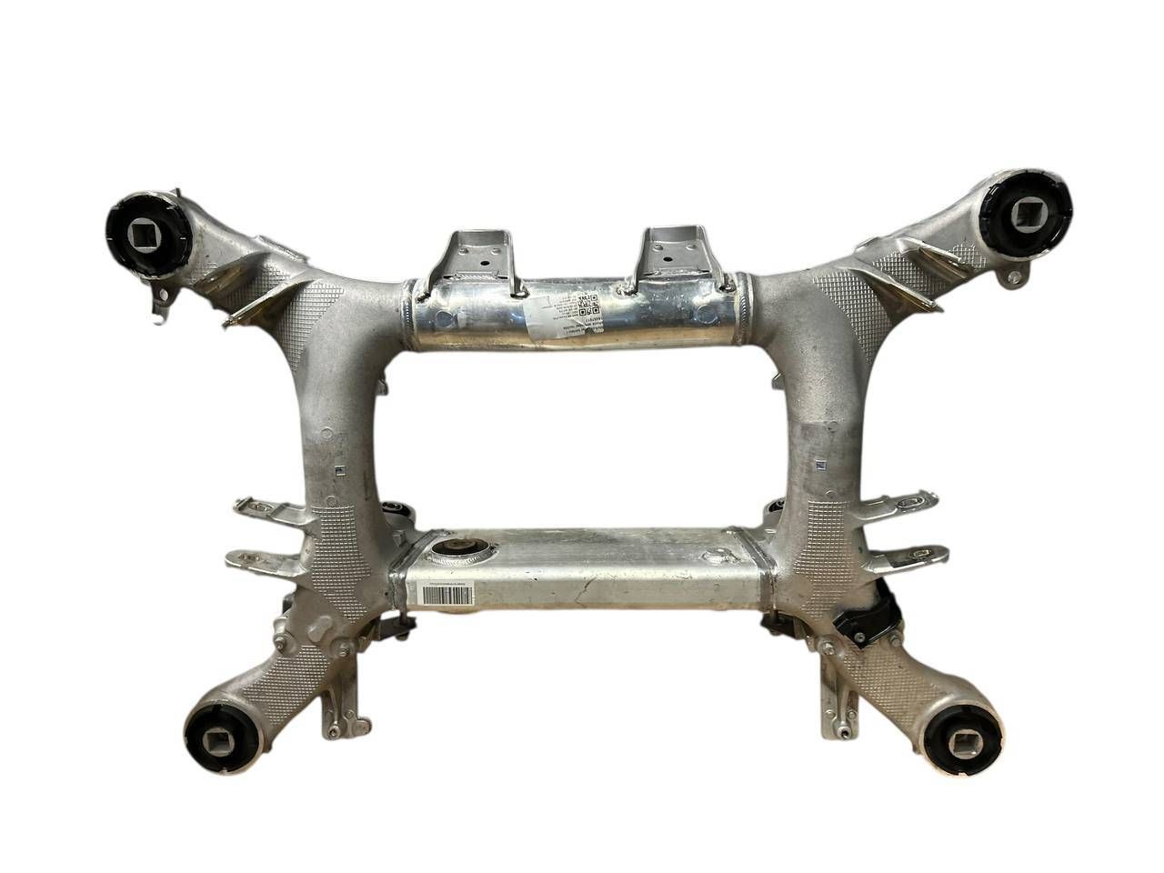 Rear subframe Brand/Model: BMW 8 SERIES
Year: 2026

BMW 8 SER...