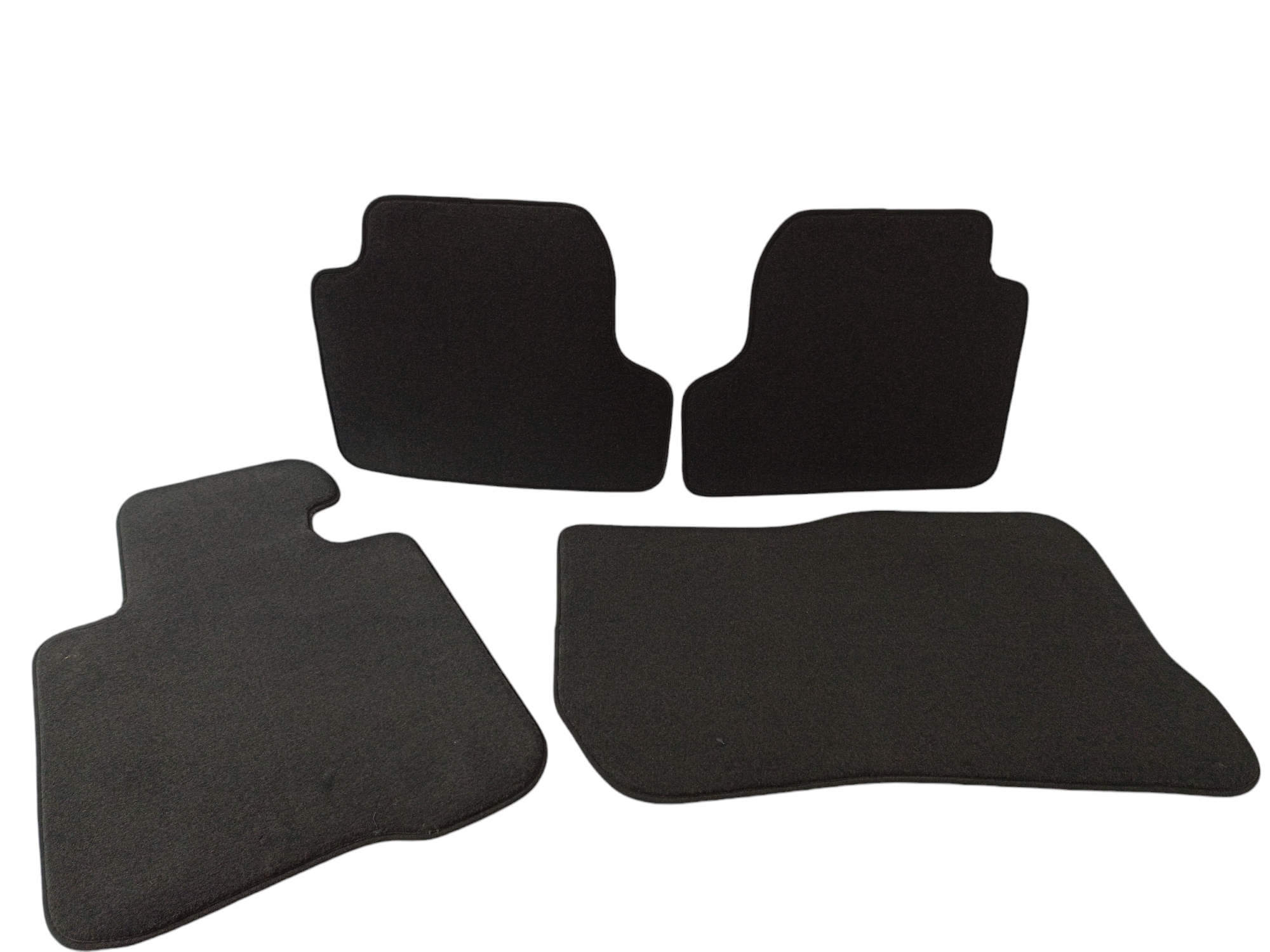 BMW 4 (F32 / F33 / F36) Car floor mat set BMW 4 SERIES Car floor mat set OEM 51477910596
...