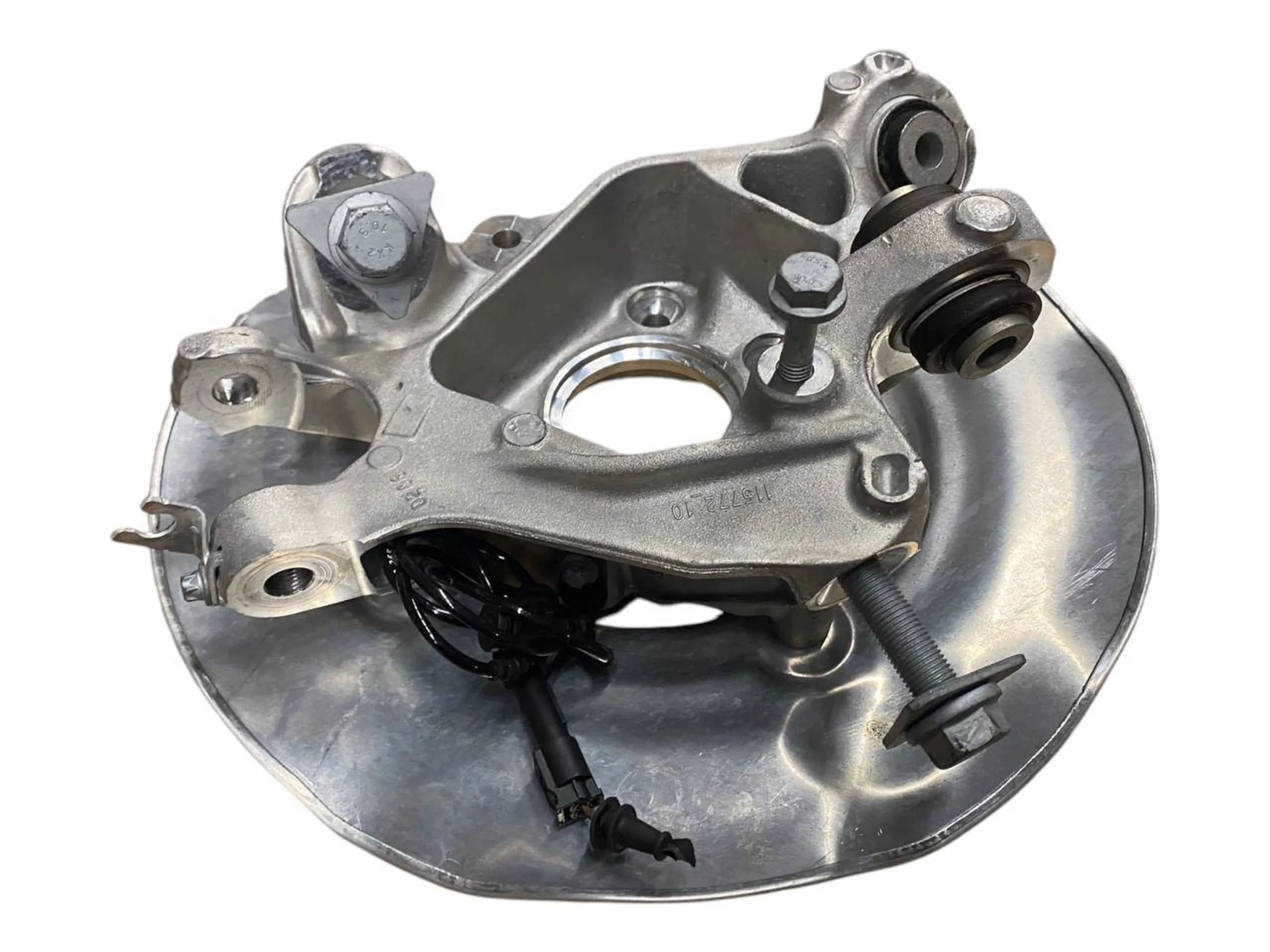BMW X4 (G02) Rear wheel hub spindle/knuckle BMW X4 Rear wheel hub spindle/knuckle OEM 33306...