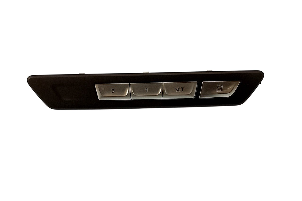 BMW 7 (G11 / G12) Seat control switch BMW 7 SERIES Seat control switch OEM 6131682671...