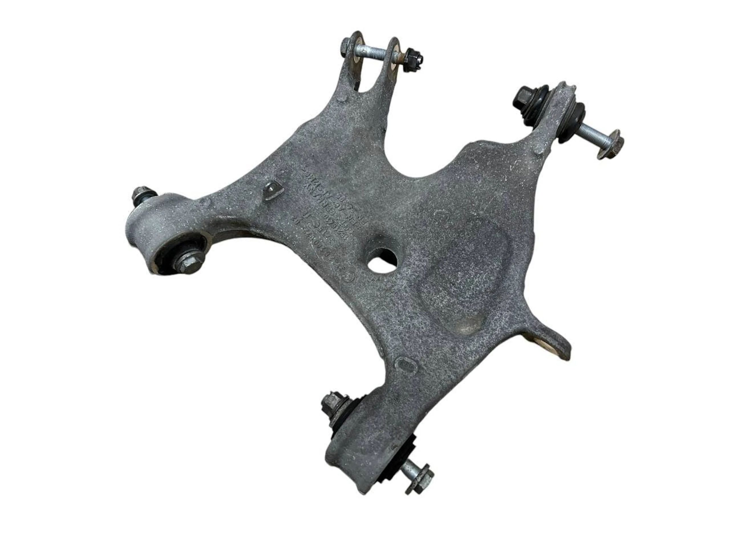 BMW 5 (F10 / F11) Rear upper control arm/wishbone BMW 5 SERIES GT Rear upper control arm/wishbone...