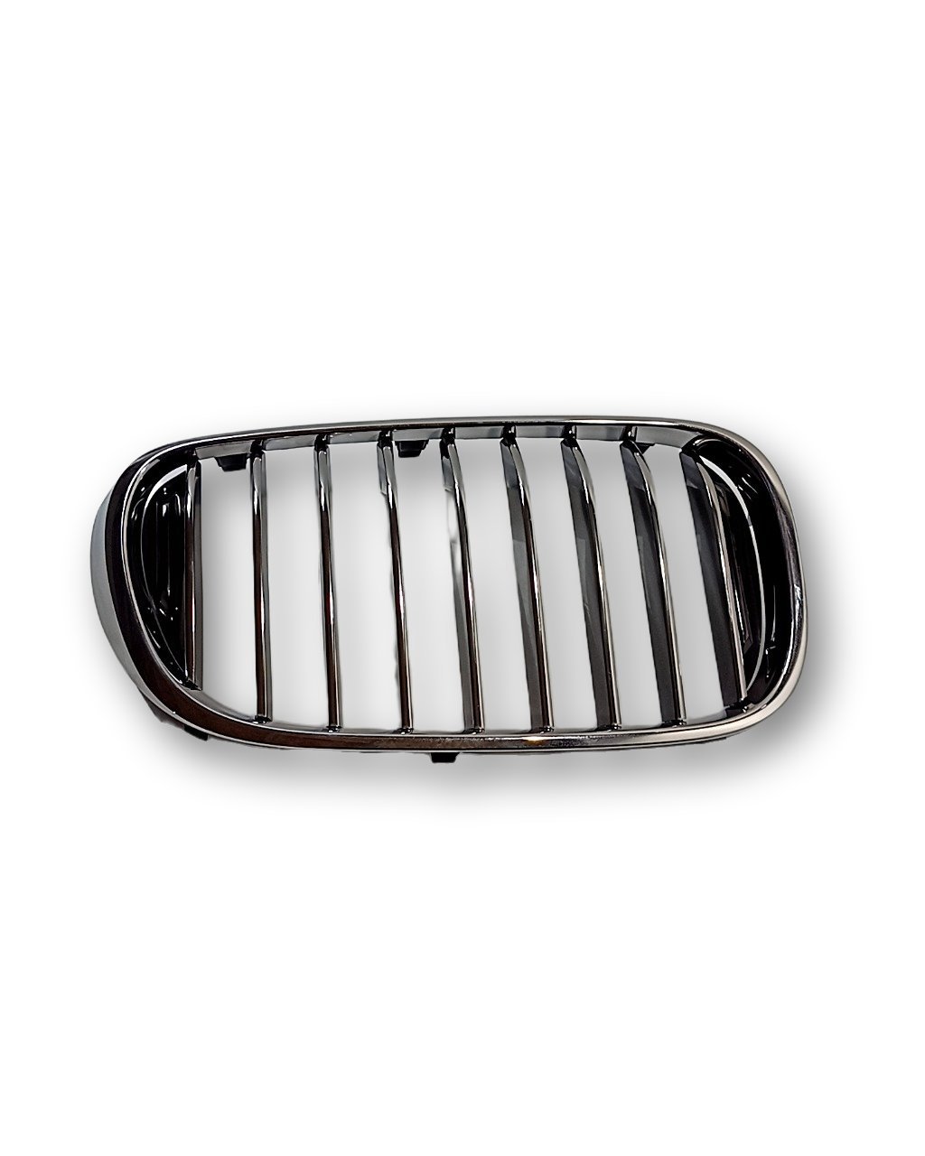 BMW 7 (G11 / G12) Front bumper upper radiator grill BMW 7 SERIES Front bumper upper radiator grill ...