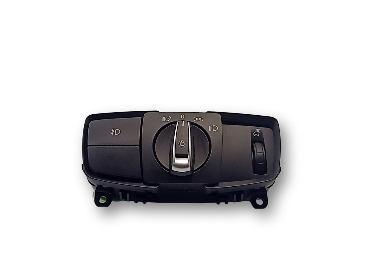 BMW 2 (F22 / F23) Esitulede / udutulede lüliti  BMW 2 SERIES Light switch OEM 61319265297

Part...