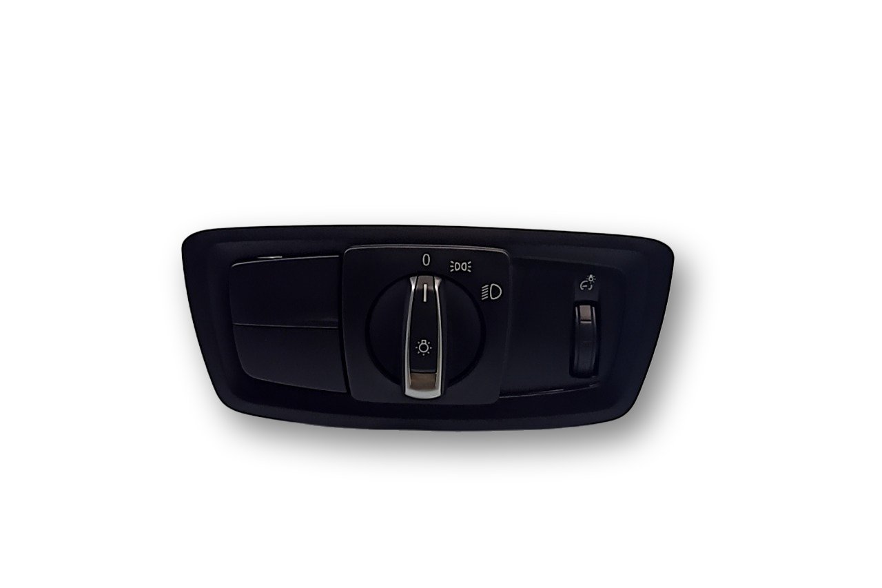BMW 2 (F22 / F23) Esitulede / udutulede lüliti  BMW 2 SERIES Light switch OEM 61316847515

Part...