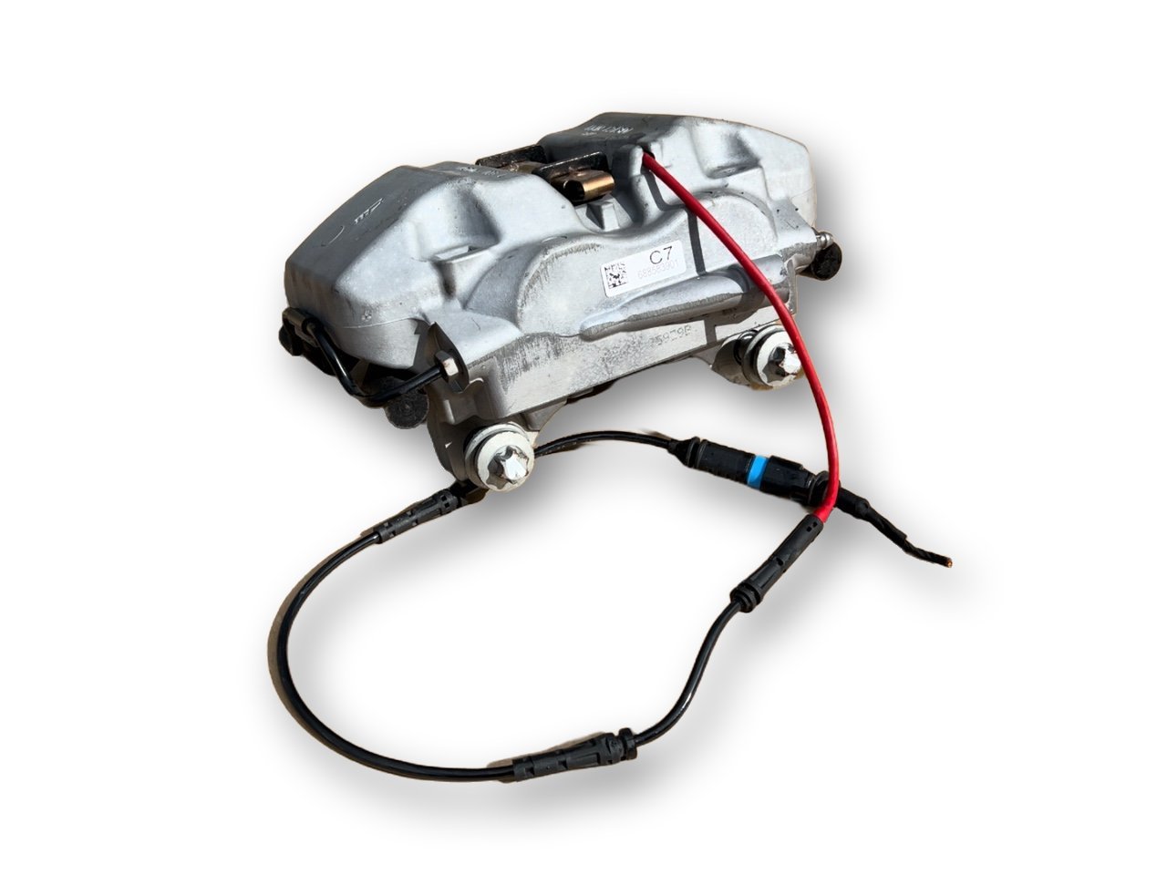 BMW 4 (G22 / G23 / G26)  Front brake caliper BMW 4 SERIES Front brake caliper OEM 3411687158...