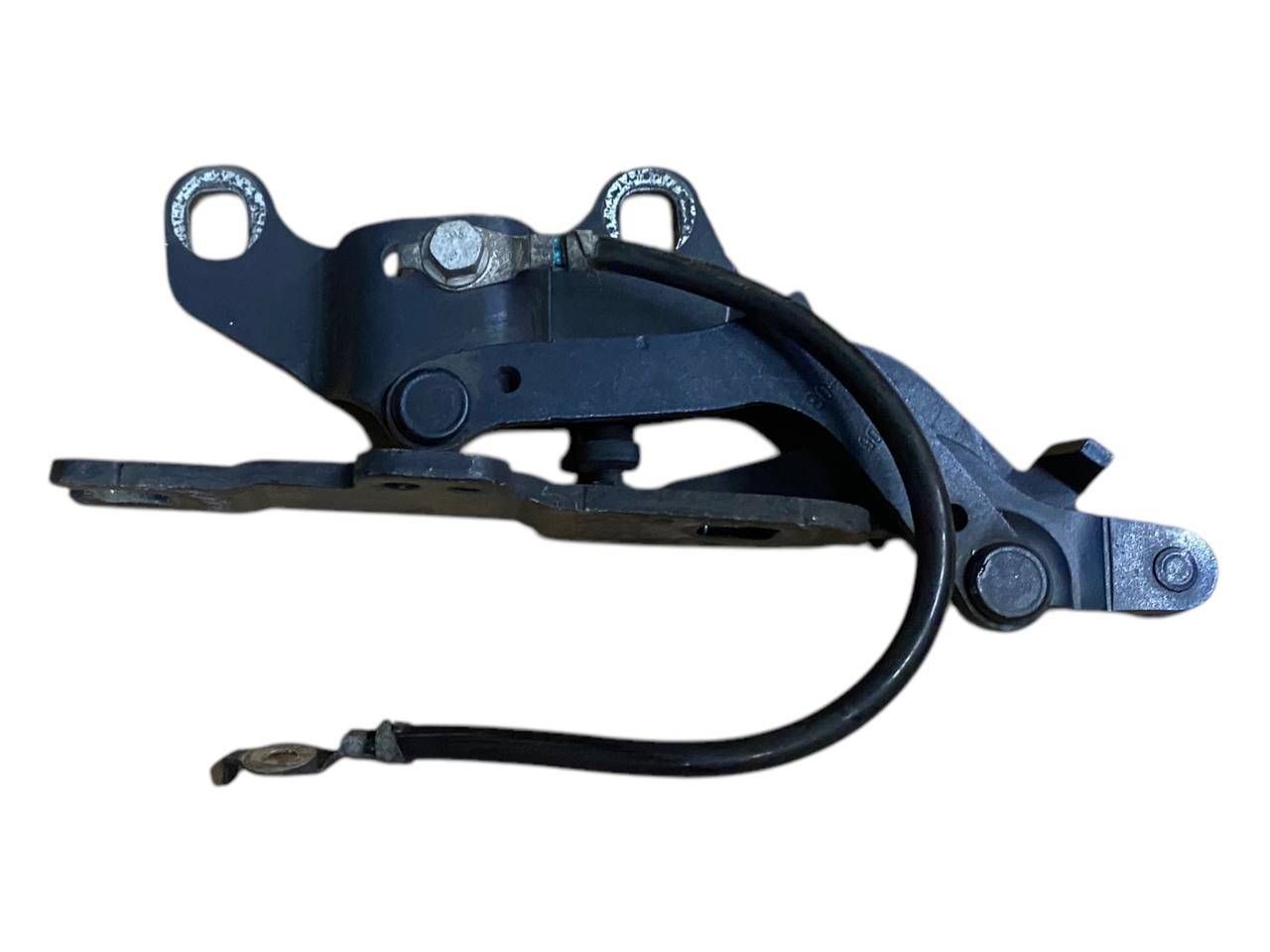 BMW 3 (E90 / E91 / E92 / E93) Engine bonnet/hood hinges BMW 3 SERIES Engine bonnet/hood hinges OEM 7115...