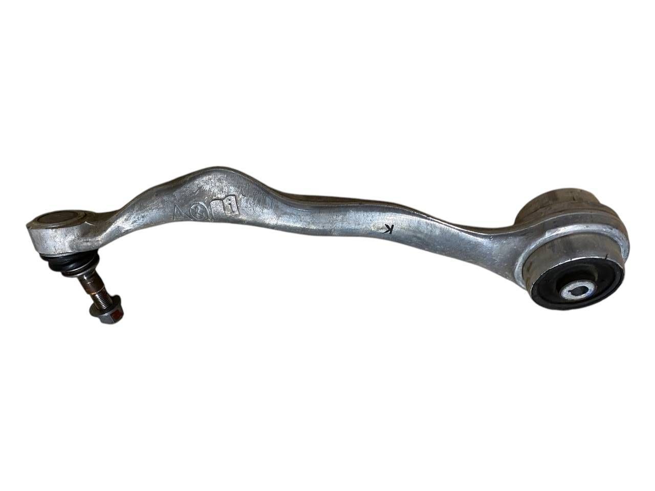 BMW 3 (F30 / F31) Front control arm BMW 3 SERIES Front control arm OEM 31126851260
...