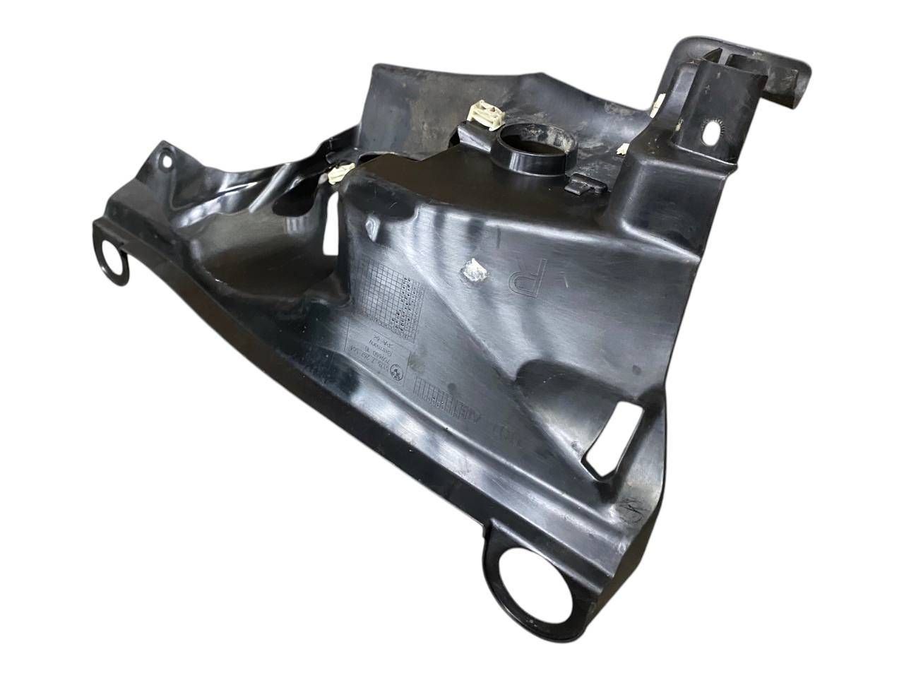 BMW 5 (F10 / F11) Front underbody cover/under tray BMW 5 SERIES Front underbody cover/under tray O...