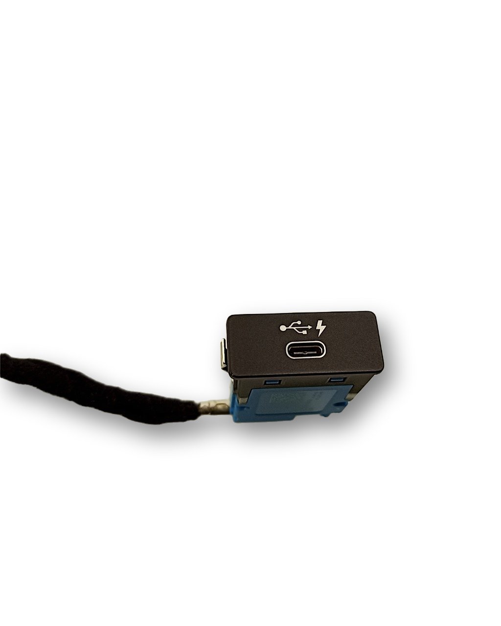 BMW 3 (G20 / G21) USB socket connector BMW 3 SERIES USB socket connector OEM 841087119...