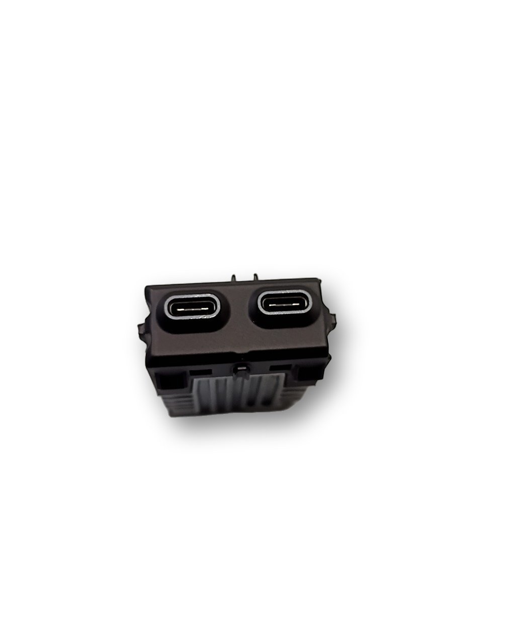 BMW 5 / i5 (G60 / G61) USB socket connector BMW 5 SERIES USB socket connector OEM 5A27DF8

...