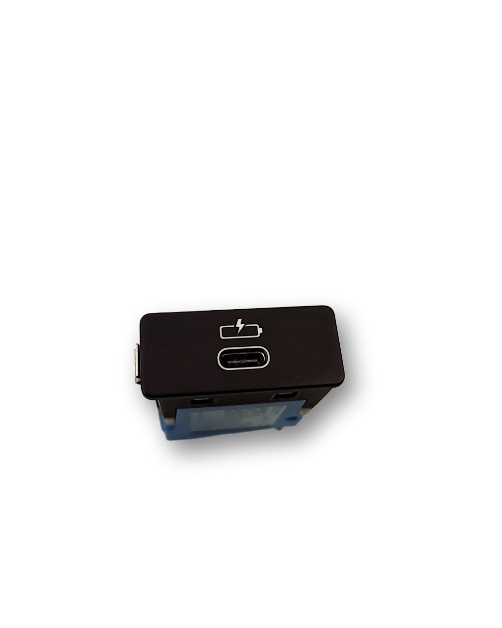 BMW 3 (G20 / G21) USB socket connector BMW 3 SERIES USB socket connector OEM 84105A841...