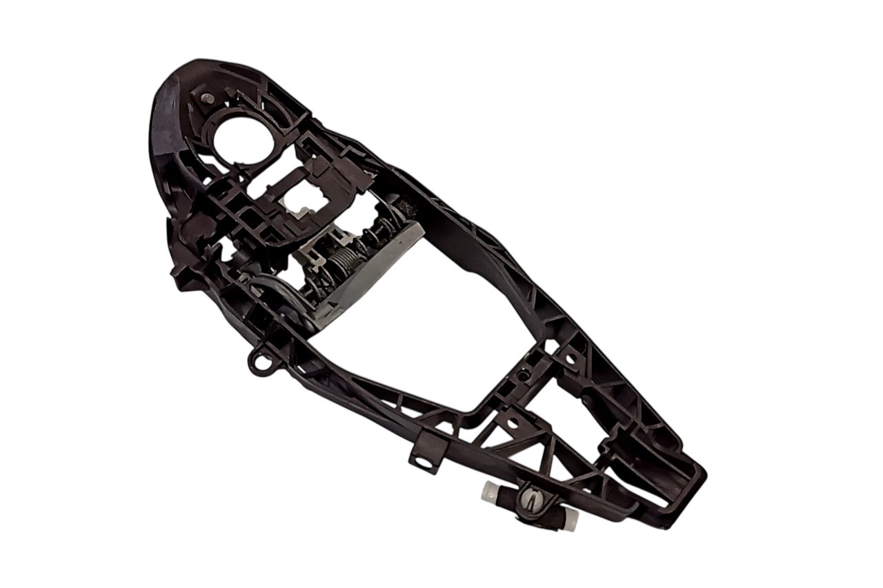 BMW 4 (G22 / G23 / G26)  Front door exterior handle/bracket BMW 4 SERIES Front door exterior handle/bracket...