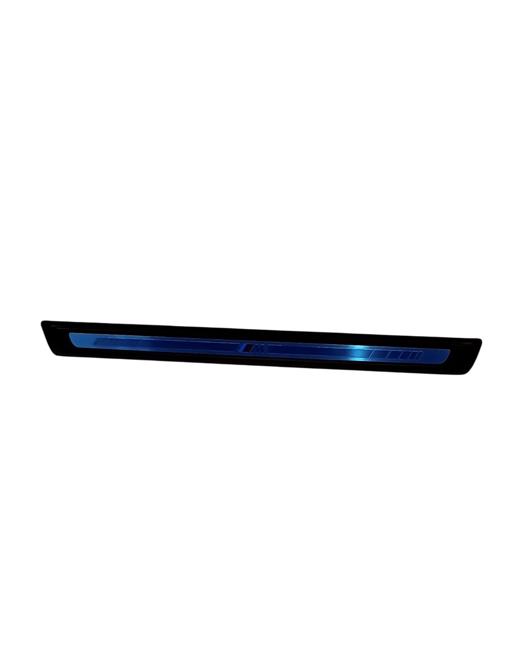 BMW 4 (G22 / G23 / G26)  Front sill trim cover BMW 4 SERIES Front sill trim cover OEM 51478077...