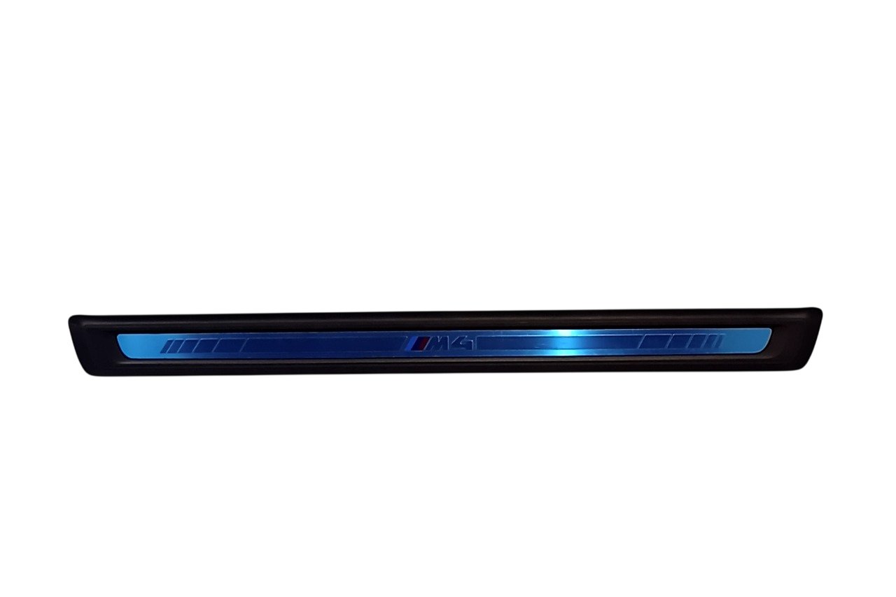 BMW 4 (G22 / G23 / G26)  Front sill trim cover BMW M4 Front sill trim cover OEM 51478075025

P...