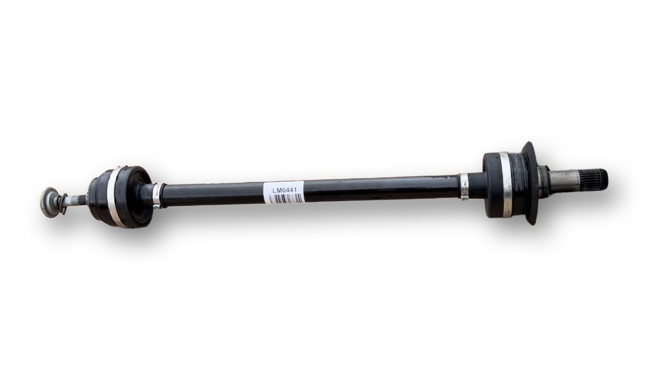 BMW 4 (G22 / G23 / G26)  Rear driveshaft BMW 4 SERIES Rear driveshaft OEM 33205A733B3

P...
