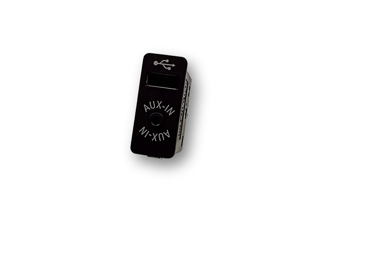 BMW X5 (F15) USB socket connector BMW X5 USB socket connector OEM 84109266607

Pa...