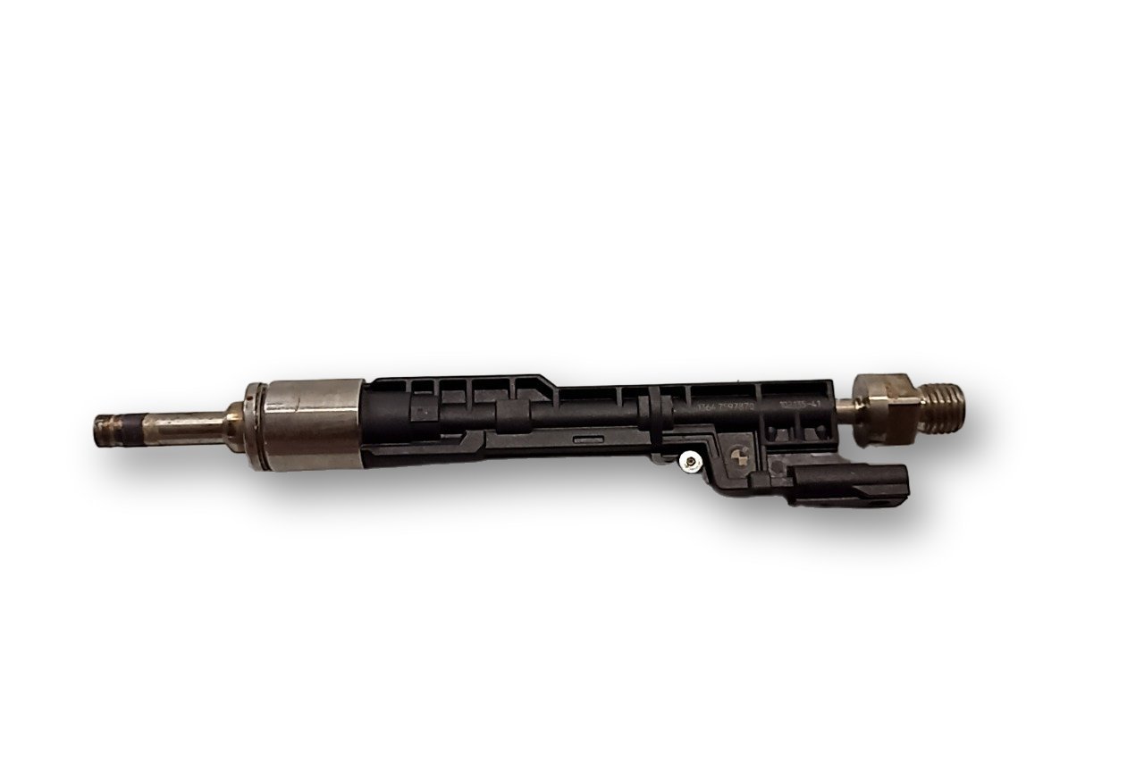 BMW 3 (E90 / E91 / E92 / E93) Fuel Injector BMW 3 SERIES Fuel Injector OEM 13647597870

Par...
