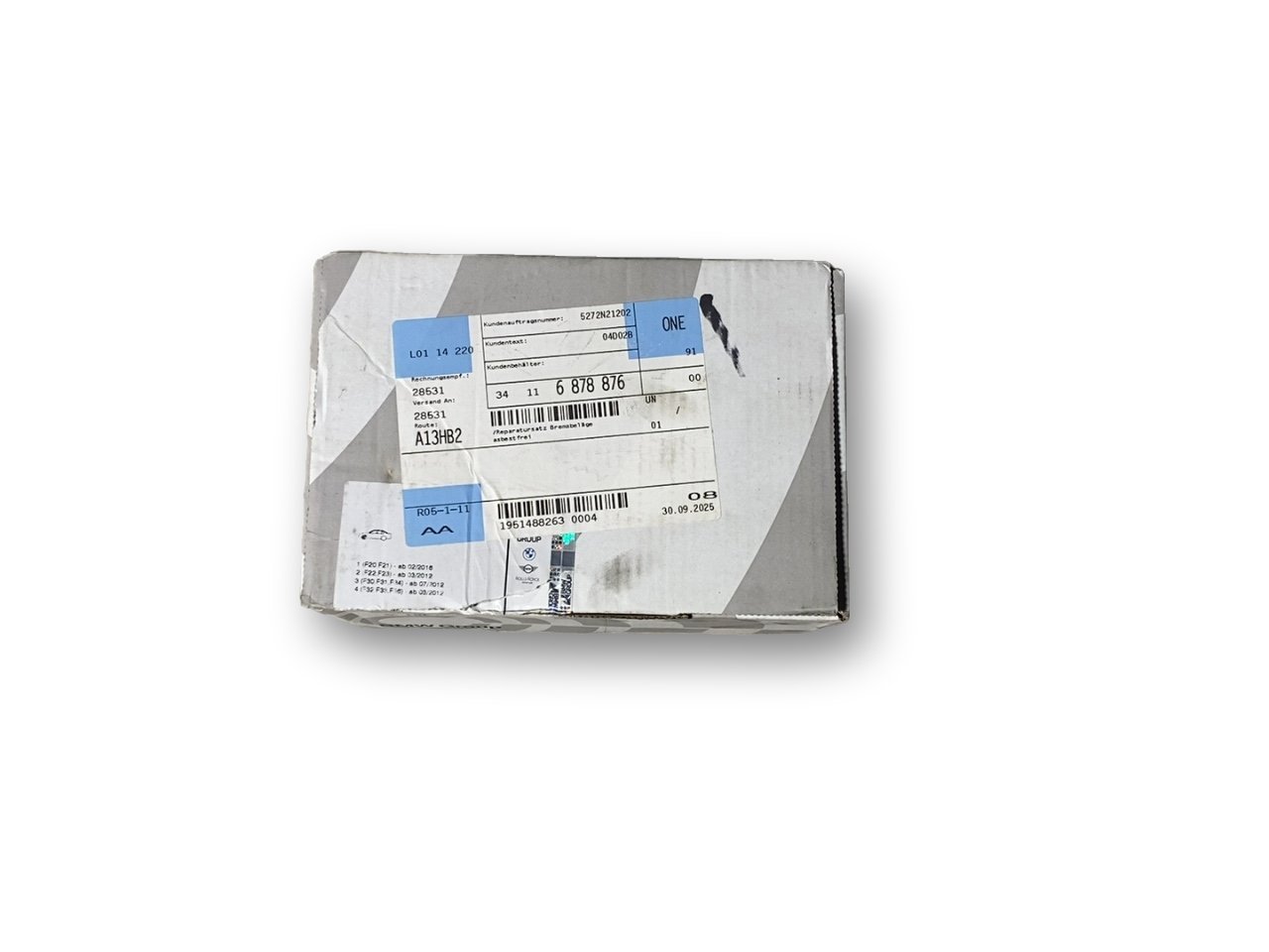 BMW 3 (F30 / F31) Brake pads (front) BMW 3 SERIES Brake pads (front) OEM 34116850850...