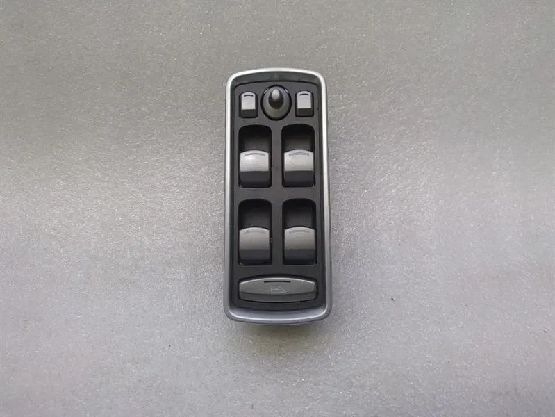 Switch Brand/Model: ASTON MARTIN RAPIDE
Year: 2013
Eng...