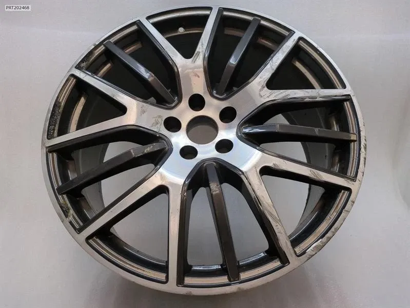 Maserati Levante Alloy Wheel Maserati LEVANTE Alloy Wheel 670044700

Part co...