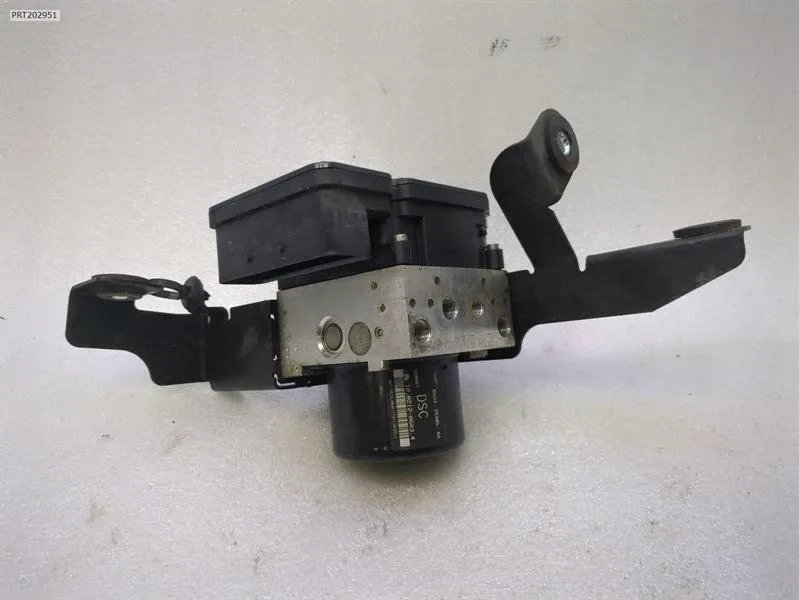 A.B.S Pump Brand/Model: ASTON MARTIN RAPIDE
Year: 2013
Eng...