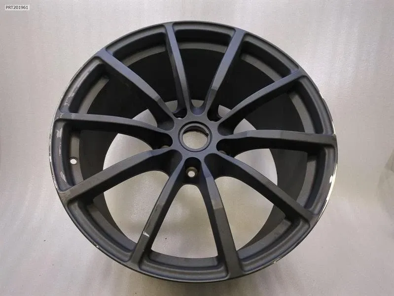 Alloy Wheel Brand/Model: ASTON MARTIN DBS
Year: 2022
Engine...
