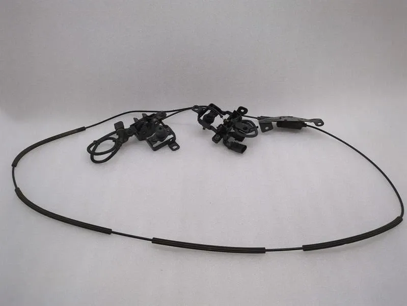 Audi R8 bonnet lock Audi R8 Bonnet Lock 4S8813453E

Part codes: 4S8...