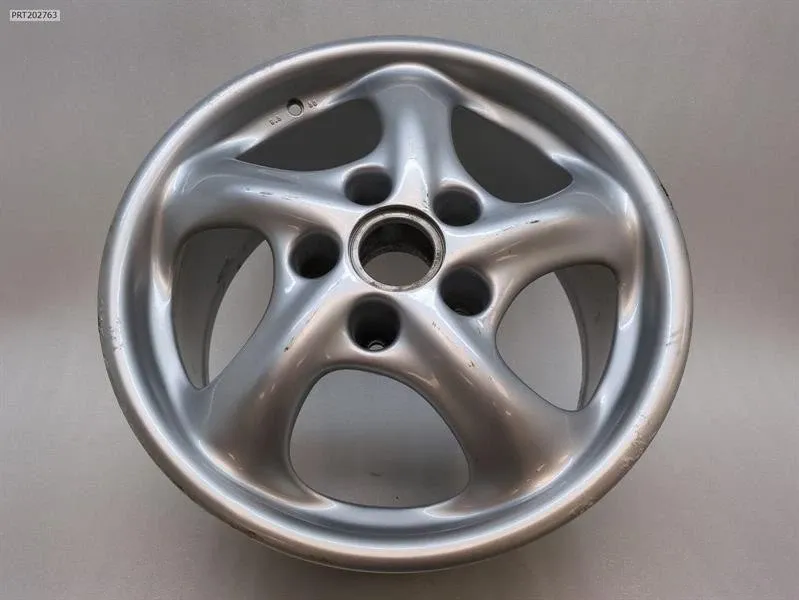 Porsche 911 (993) Alloy Wheel Porsche 911 Alloy Wheel 99636212605

Part codes...