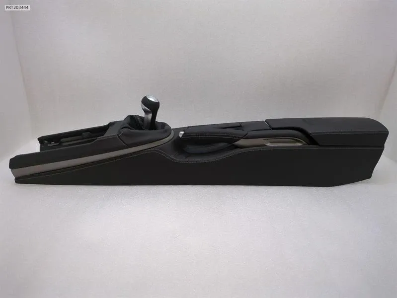 Porsche 911 (997) Console Porsche 911 Console 99755398050A11

Part codes:...