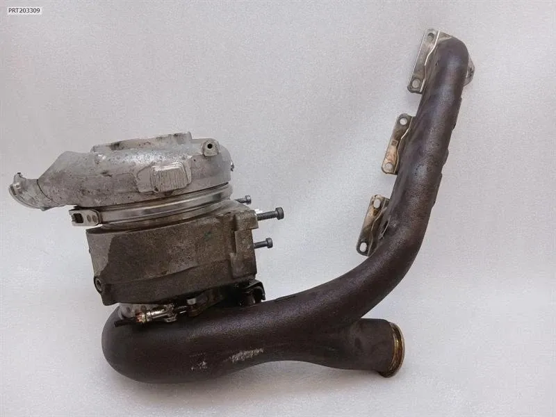 Porsche 911 (992) Turbo Charger Porsche 911 Turbo Charger 9PD145703J — With def...