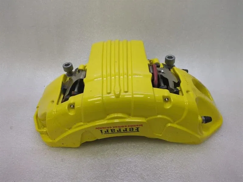 Right Front Caliper Brand/Model: FERRARI SF90
Year: 2023
Engine: 39...