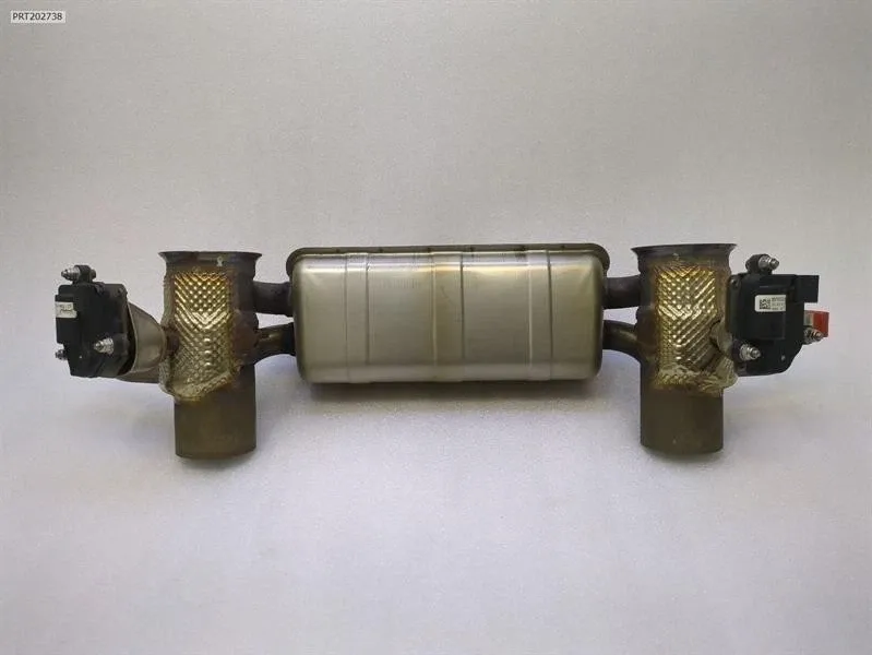 Exhaust silencer Brand/Model: FERRARI SF90
Year: 2023
Engine: 39...