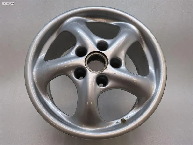 Porsche 911 (993) Alloy Wheel Porsche 911 Alloy Wheel 99636212605

Part codes...