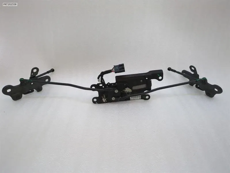 Roof Lock Set Brand/Model: FERRARI SF90
Year: 2023
Engine: 39...